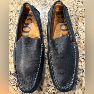 ▪️1901 Leather Slip On Loafers